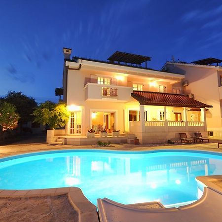 Apartments Villa Marnii Kožino Екстериор снимка