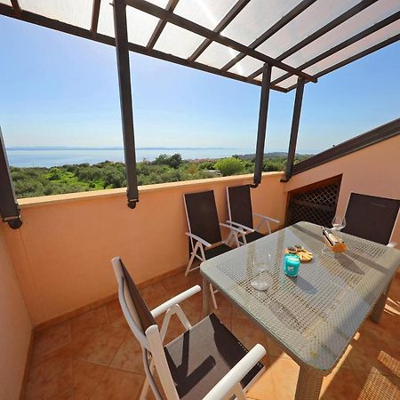 Apartments Villa Marnii Kožino Екстериор снимка