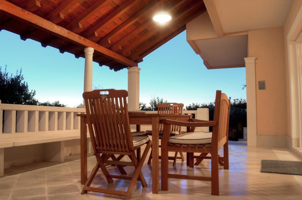 Apartments Villa Marnii Kožino Екстериор снимка