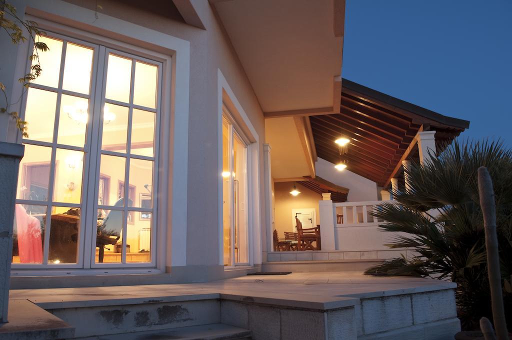 Apartments Villa Marnii Kožino Екстериор снимка