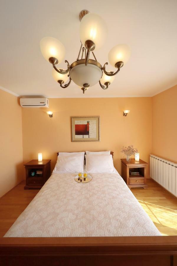 Apartments Villa Marnii Kožino Екстериор снимка