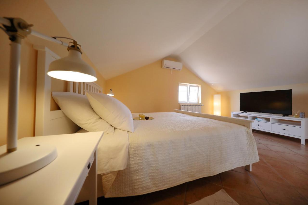 Apartments Villa Marnii Kožino Екстериор снимка